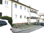 Eingangsseite Bild 1 - EINFAMILIENHAUS als REIHENMITTELHAUS in ruhiger Lage mit 2 Balkonen & Garten in STUTTGART-WOLFBUSCH