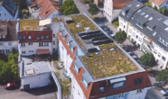 Terrasse mit Markise - 4 1/2-ZIMMER-KOMFORT-MIETWOHNUNG mit Parkett, EBK, Balkon, Dachterrasse, Aufzug & TG-Platz in STUTTGART-WEILIMDORF