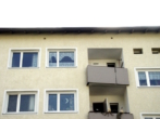 Eingangsseite-Küchenbalkone Bild 3 - Behagliche 4-ZIMMER-WOHNUNG mit Erbbaurecht, derzeit vermietet, mit 2 Balkonen und Blick ins Grüne in STUTTGART BERGHEIM