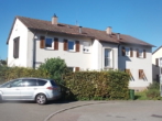 Eingangsseite - ZWEIFAMILIENHAUS mit 2 gleich großen Wohnungen in ruhiger Lage mit 1200 qm Grundstück in STUTTGART-WOLFBUSCH