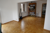 Pfarrbüro EG Bild 2 - ZWEIFAMILIENHAUS mit 2 gleich großen Wohnungen in ruhiger Lage mit 1200 qm Grundstück in STUTTGART-WOLFBUSCH