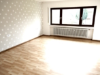 Schlafzimmer Wohnung EG - Komplett frei in ruhiger Grünlage über BAD LIEBENZELL! Großzügiges 2-FAMILIEN-HAUS mit großem Garten und Doppelgarage in MAISENBACH-ZAINEN