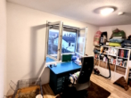 Kinderzimmer 2 - 4-ZIMMER-WOHNUNG in ruhiger Lage mit großem Balkon, Einbauküche und 2 Tiefgaragenplätzen in WALDENBUCH