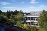 Benachbartes Gymnasium - REIHENHAUS mit 4 1/2 Zimmern, Terrasse, Balkon, Südgarten & eigener Garage in STUTTGART-WEILIMDORF