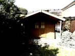 Gartenhaus - EINFAMILIEN-BUNGALOW mit versetzten Wohnebenen, Garage,Stellplatz,Terrasse & Garten in DITZINGEN-HIRSCHLANDEN