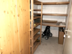 Kellerraum - Energetisch bestens modernisierte 2-ZIMMER-WOHNUNG mit Parkett, Top-Einbauschränken und Südbalkon, Einbauküche mit Theke, neuem Bad und abgeschlossenem TG-Platz in ruhiger Aussichtslage von KÖNGEN!