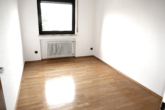 Kinderzimmer - Sympathische 3 1/2-ZIMMER-MIETWOHNUNG mit Parkett, neuer Einbauküche & Südbalkon in HEMMINGEN