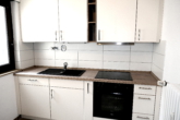 EBK Bild 1 - Sympathische 3 1/2-ZIMMER-MIETWOHNUNG mit Parkett, neuer Einbauküche & Südbalkon in HEMMINGEN